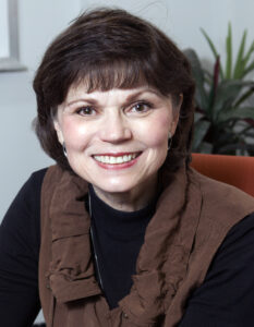 Patricia Reeves high resolution headshot